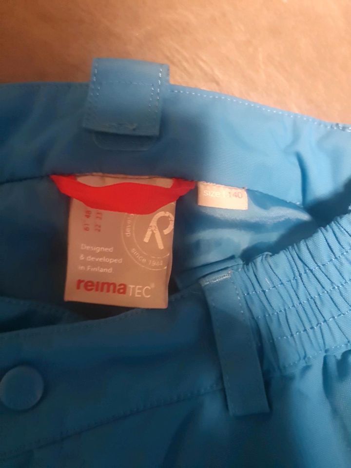 Schneehose Reima 140 Tshirt 134 Badehose für. Mädchen in Stuttgart