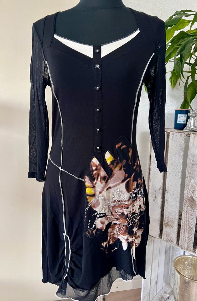 Vintage Kleid schwarz neu S 36 in Detmold