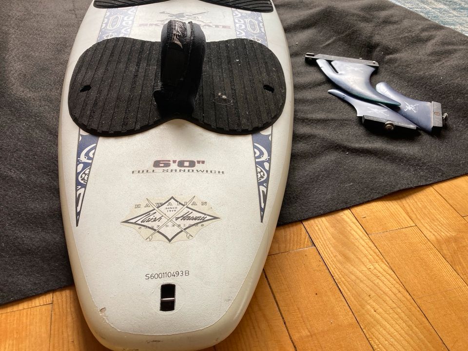 Naish Sky Pirate 6.0 Kiteboard Directional Waveboard in Leipzig