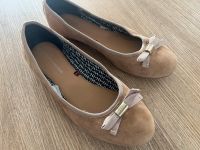 Tommy Hilfiger Ballerinas Beige Gr. 37 Nordrhein-Westfalen - Krefeld Vorschau