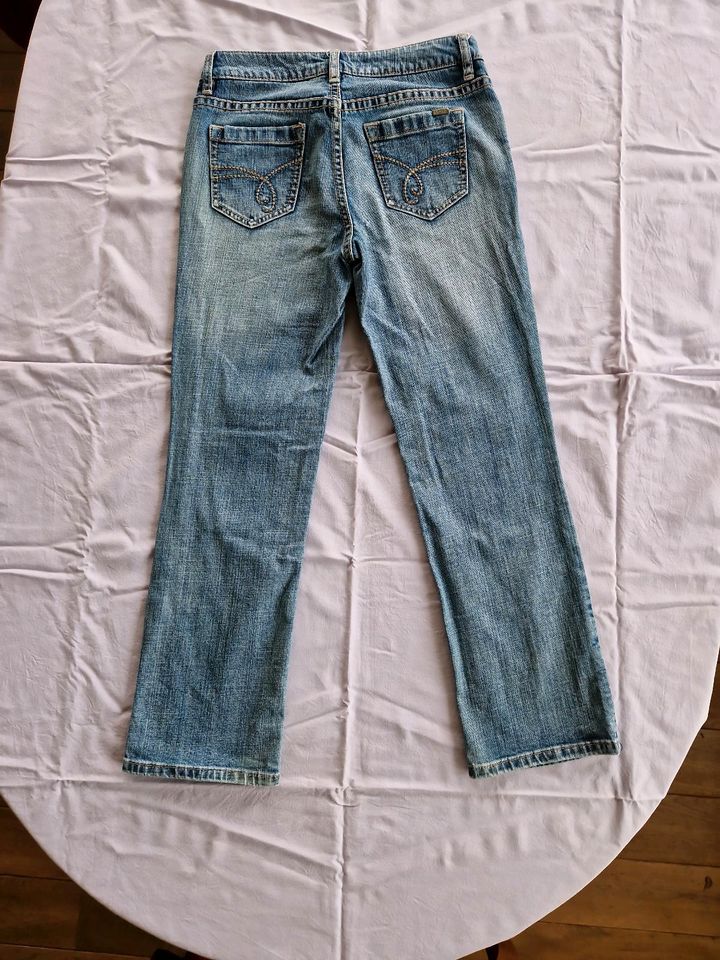 Jeans von Esprit Gr. 36 in Alt Meteln