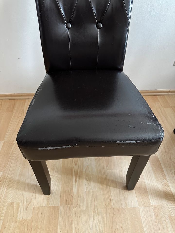 Esszimmer Stühle 4 schwarz Kunstleder in Niederkassel