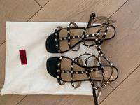 Valentino Garavani Rockstud Sandalen schwarz 39 Dresden - Blasewitz Vorschau