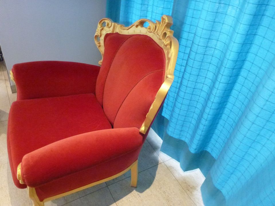 Sessel/ Gold/ Queen- armchair in Solingen