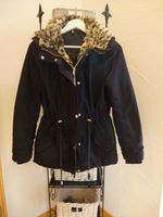 schwarze Winterjacke Gr. 38 mit Fell Marke Divided Bayern - Mertingen Vorschau