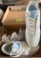 Karl Kani Schuhe neu mit Karton in gr. 41 weiß mit blau Kr. München - Neuried Kr München Vorschau