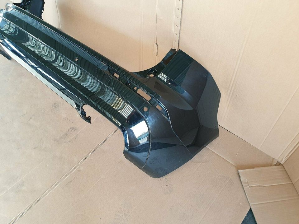 Volvo XC60 2 Heck-Stoßstange hinten 31425198 Schwarz 31425207 18- in Bergkamen