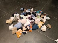 54 Paar Socken Strümpfe Junge Baby Mecklenburg-Vorpommern - Stralsund Vorschau