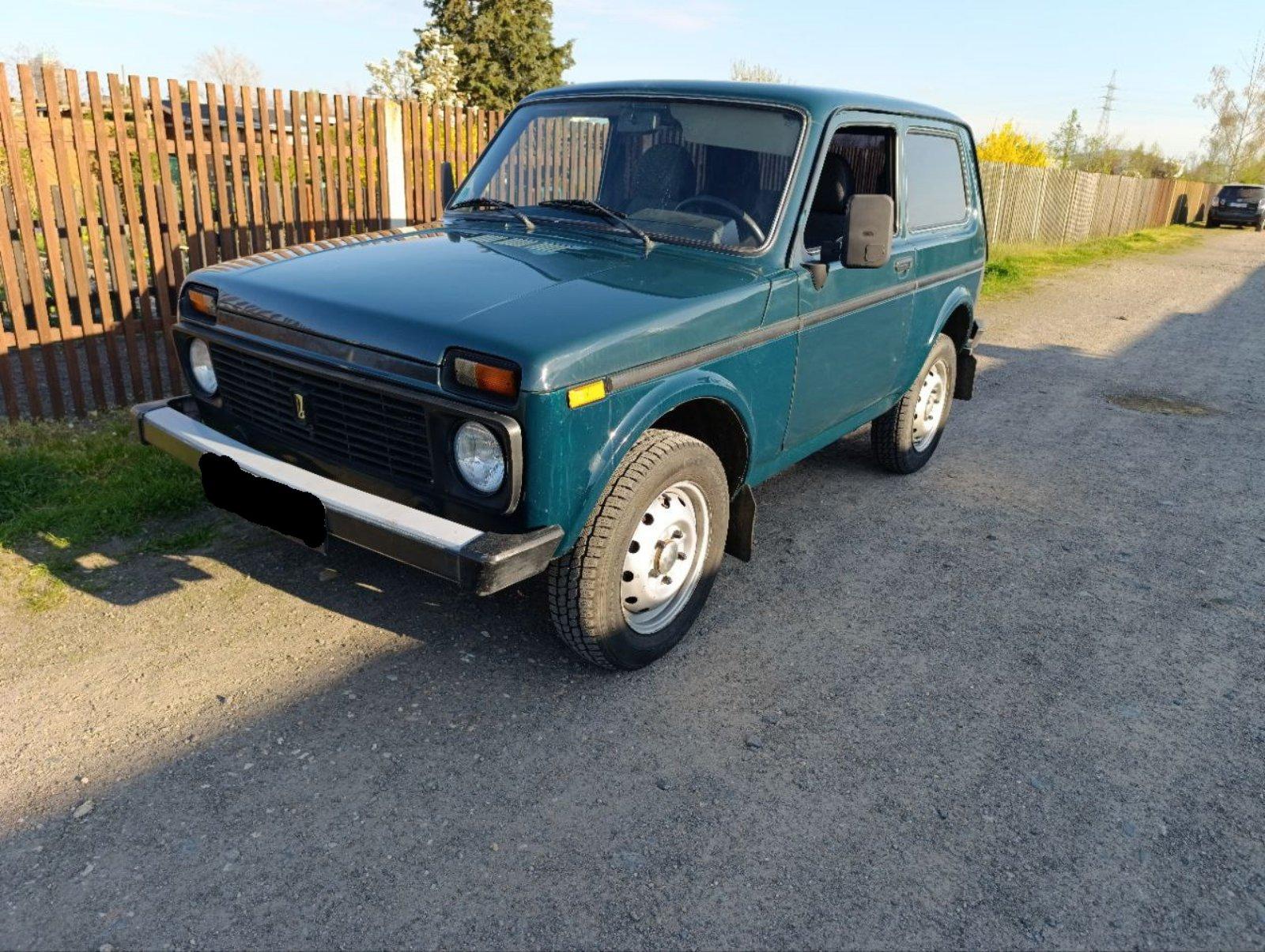 Abbildung des Autos Lada Niva Gas TÜV bis 08…