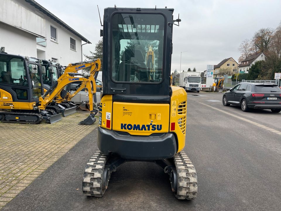 Komatsu PC 22 MR-3 Bagger Minibagger Netto 21500€ in Steinau an der Straße