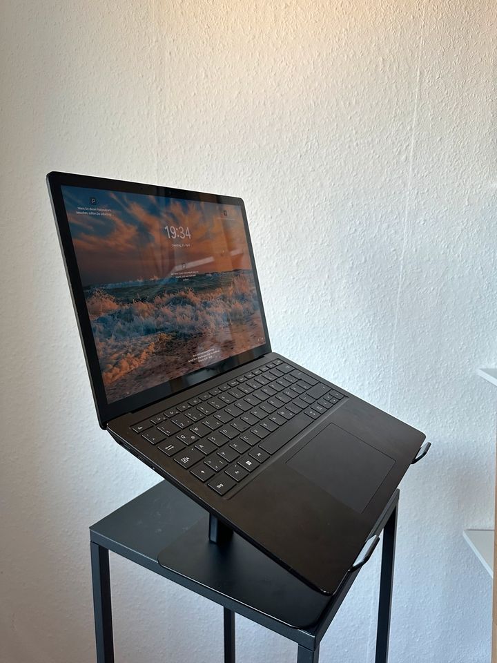 Laptop Microsoft Surface 5 for Business in Michelstadt