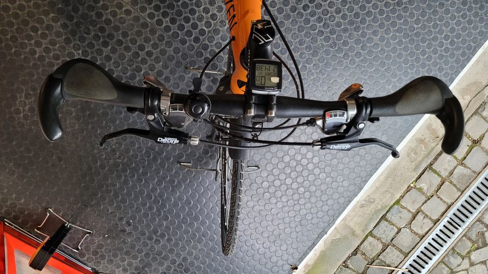 Crossrad Trekking Bike Lenzen RH 54 ca 7 Jahre alt in Aachen