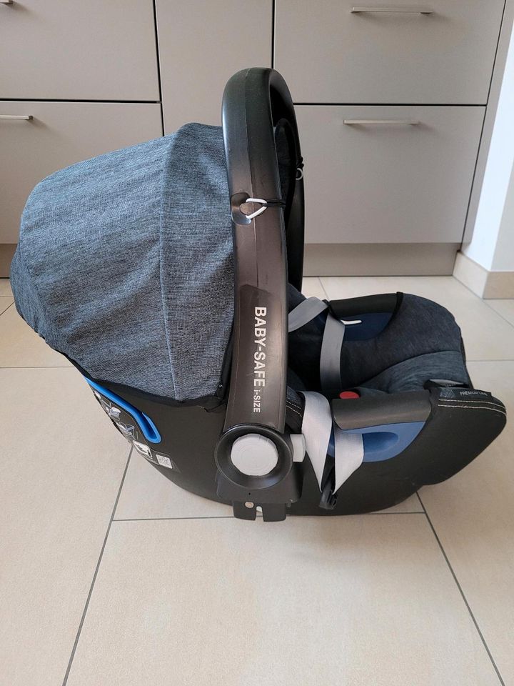 Babyschale von Britax Römer in Sindelfingen