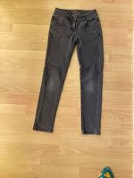 Tom Tailor Jeans 146 grau Slim w NEU Niedersachsen - Lemwerder Vorschau