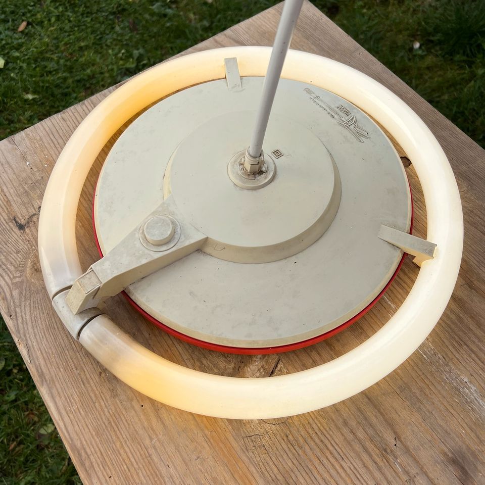 Deckenlampe Ufolampe inkl. Philips Leuchtstofflampe Rund Rot in Niederalteich