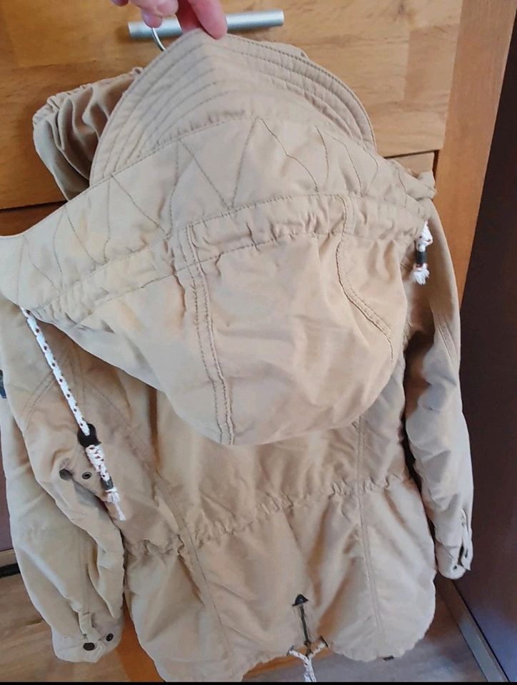 Parka / Mantel "Drei Master"  beige M in Rabenkirchen-Faulück