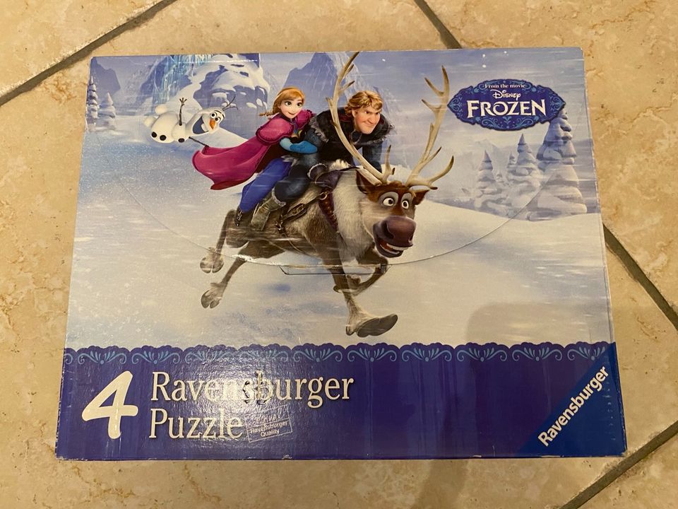 4 Puzzles „Eiskönigin“ im Koffer aus Karton in Adelsried