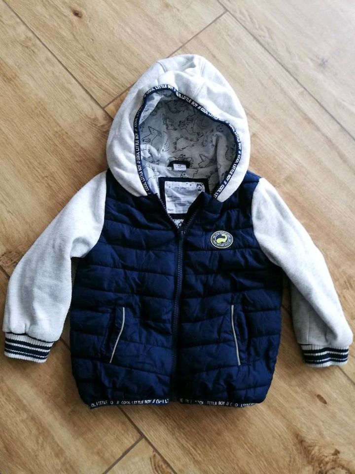 Jungen Übergangsjacken Jack Wolfskin Gr. 92 in Miltach