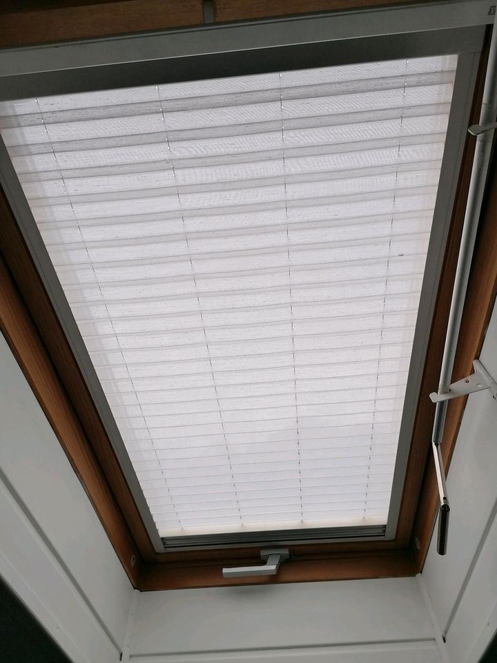 Innenmarkise Doppelrollo für Velux Fenster GHL 206 in Ingolstadt