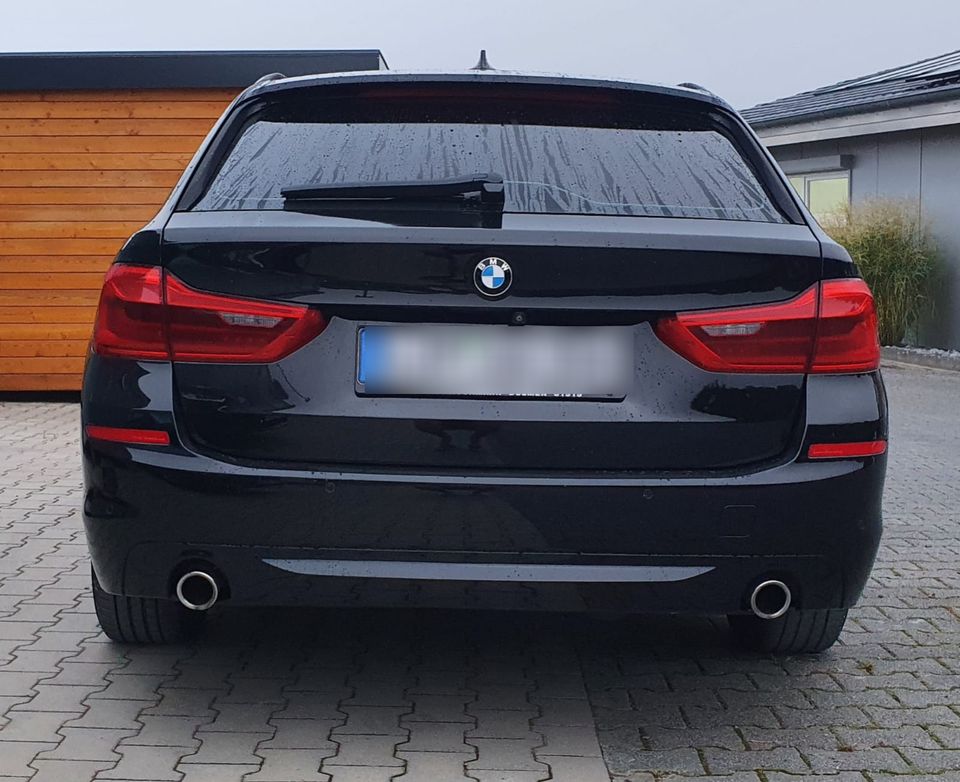 BMW 520  Touring Luxury Line in Bad Salzuflen