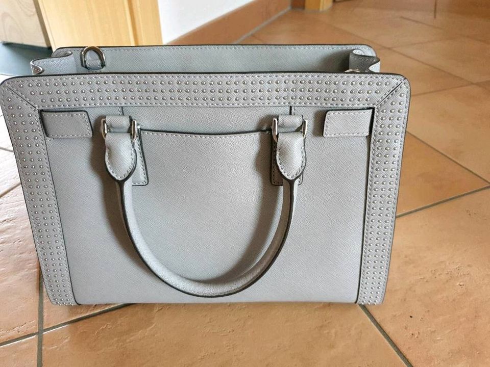 MK, original Michael Kors Handtasche in Lützelbach