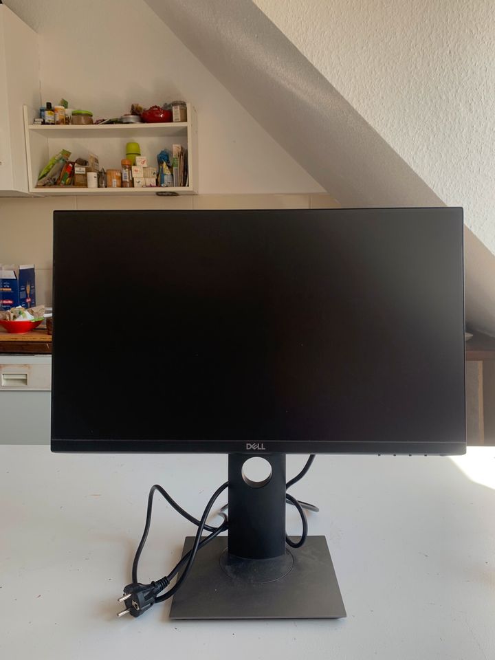 Dell Monitor Full HD 1920x1080 P2219H in Hamburg