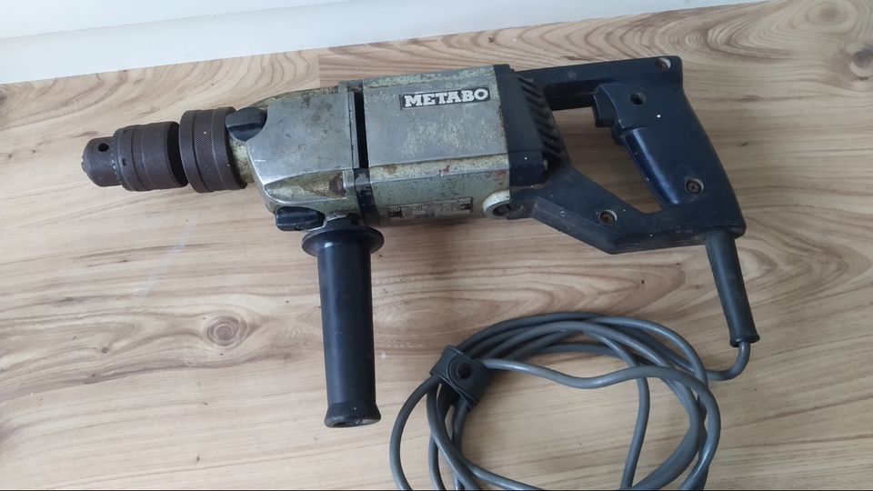 Metabo Schlagbohrmaschine Bohrmaschine Bosch GBH 2-28 Bohrhammer in Castrop-Rauxel