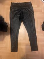 Primark Kunstlederleggings mit Glanz in Schwarz XL Rheinland-Pfalz - Bernkastel-Kues Vorschau