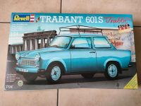 Trabant Revell Bausatz alt 1990 Hessen - Büdingen Vorschau