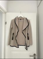 Madonna Damen Strickjacke beige gr. S 36 Niedersachsen - Lüneburg Vorschau