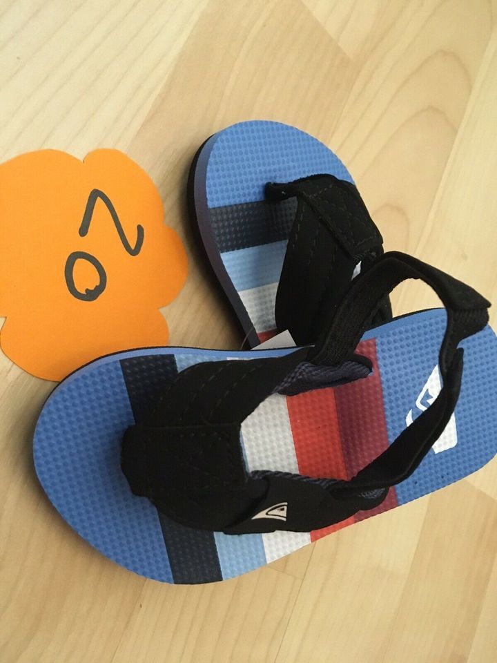 Quiksilver Badeschuhe Flipflops, NEU, Größe 20 in Frankfurt am Main