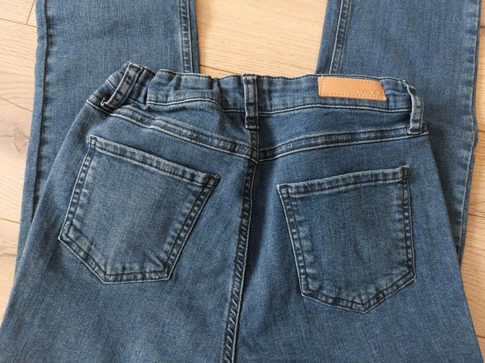 Neue Jeans-Hose mit Etikett Mexx Gr. 152 in Sprockhövel