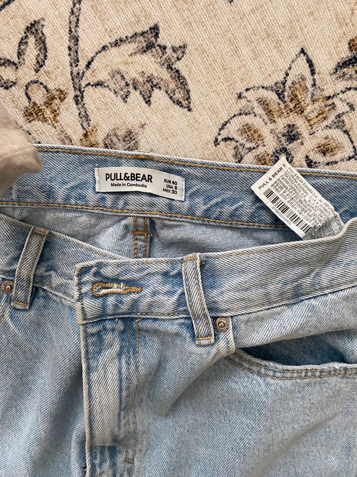 Pull and Bear Jeans highwaisted nur 1x getragen wie NEU in Schwäbisch Gmünd