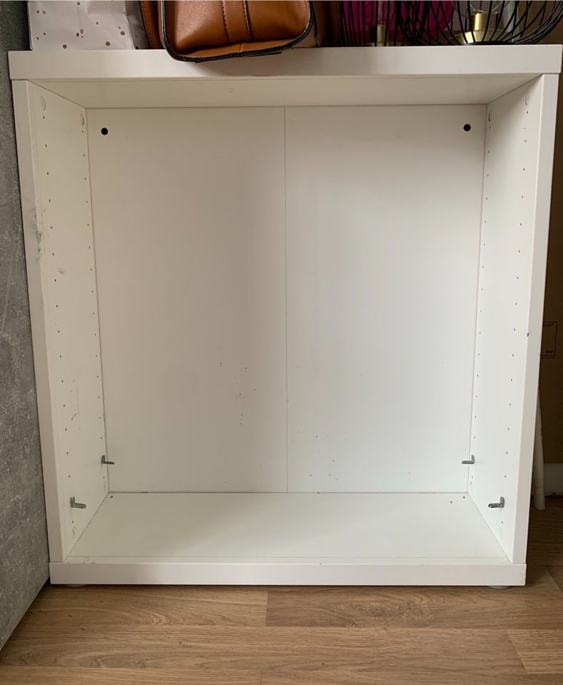 IKEA BESTÅ Korpus Set (2 Stk) 60x20x64cm weiß in Schönefeld