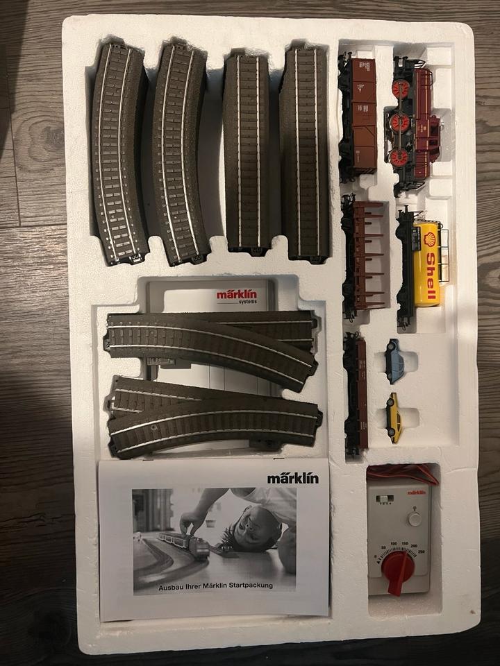 Märklin Modelleisenbahn H0 Sonderedition Starterpackung in Naunhof