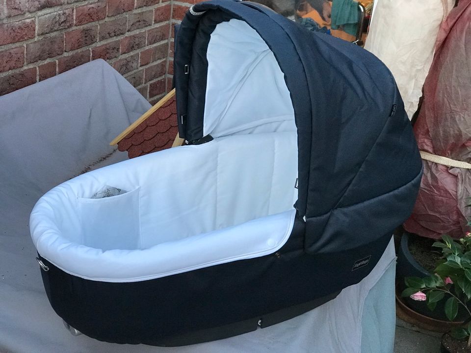 NP 750 € Peg Perego 51S Kinderwagen 3in1 Kombi, kleines Packmaß in Monheim am Rhein