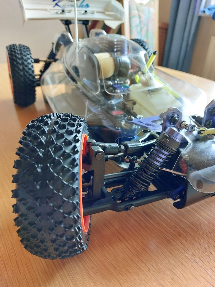 Kyosho MP-6, 1/8 RC Buggy, OS MAX Blaukopf, Sammlerzustand in Bad Hersfeld