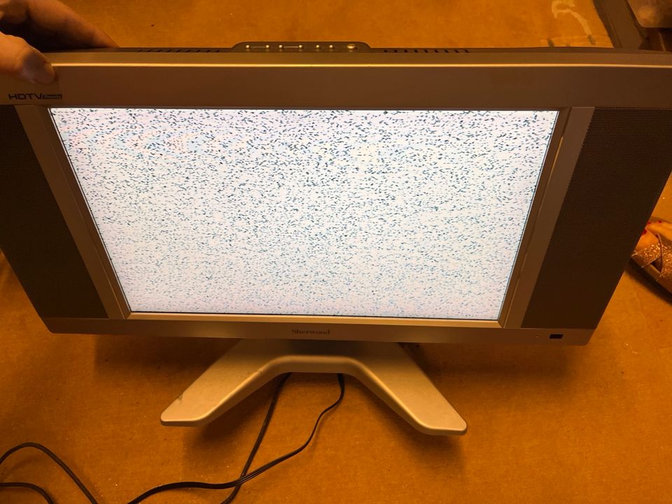 Fernseher Marke Sherwood LCD Panel in Moers