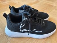 Neuwertige Karl Kani Sneaker ⭐️ schwarz ⭐️ Größe 45 Hessen - Oberursel (Taunus) Vorschau
