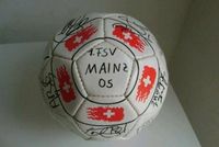 Ball mit Autogrammen von Mainz 05 inkl. vieler Nationalspieler Niedersachsen - Peine Vorschau