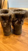 UGG Mini Bailey Bow II Boots Gr. 40 Schleswig-Holstein - Wilster Vorschau
