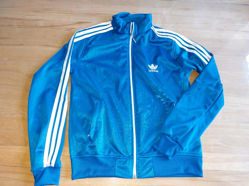 Adidas Jacke hellblau Gr.M in Bayern - Fischach | eBay Kleinanzeigen ist  jetzt Kleinanzeigen