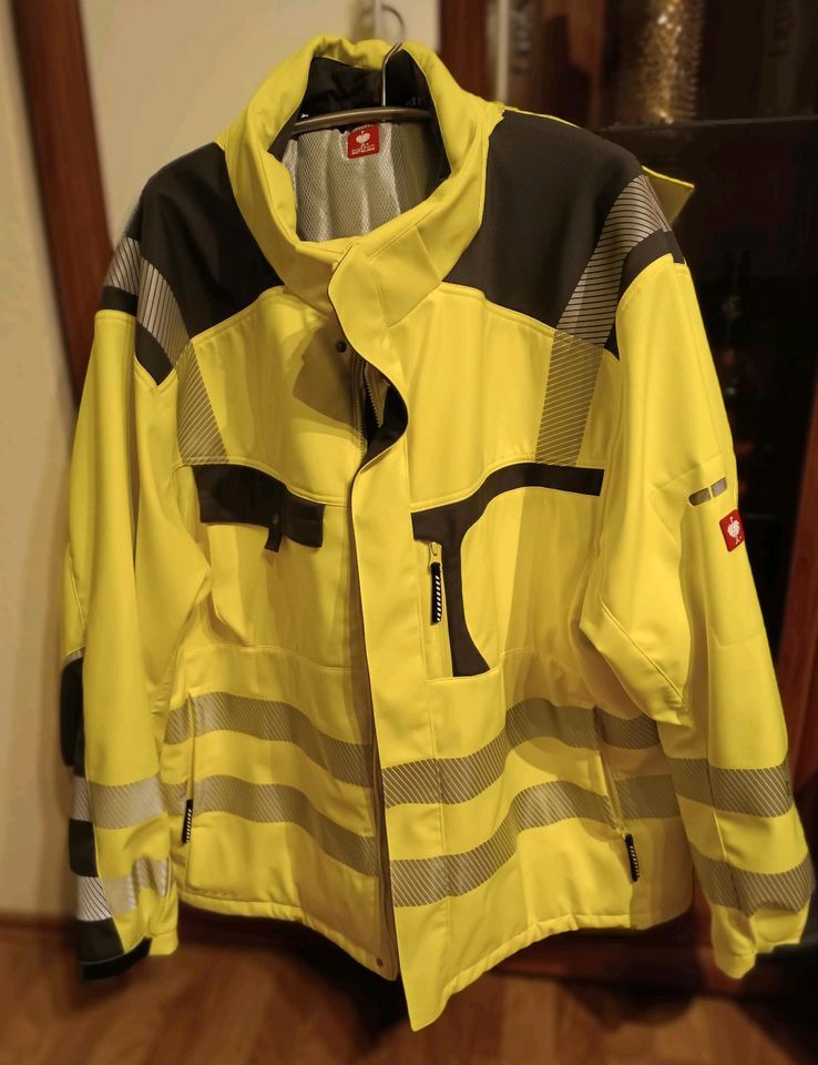 Engelbert Strauss Warnschutz-Softshell Jacke in Eckernförde