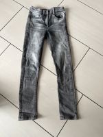 S. Oliver Jeans Hose grau Größe 128 Bayern - Erlangen Vorschau