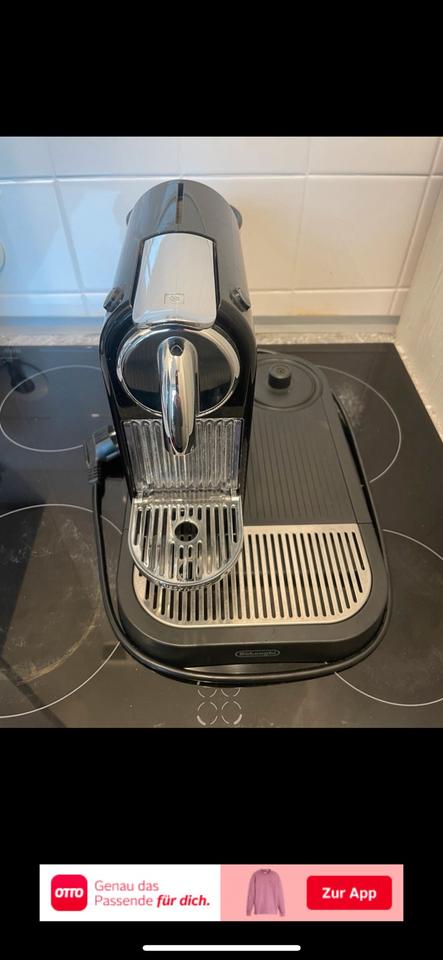 Kaffeemaschine/Farbe Schwarz/Delongi/Cups Einsätze in Rosenheim