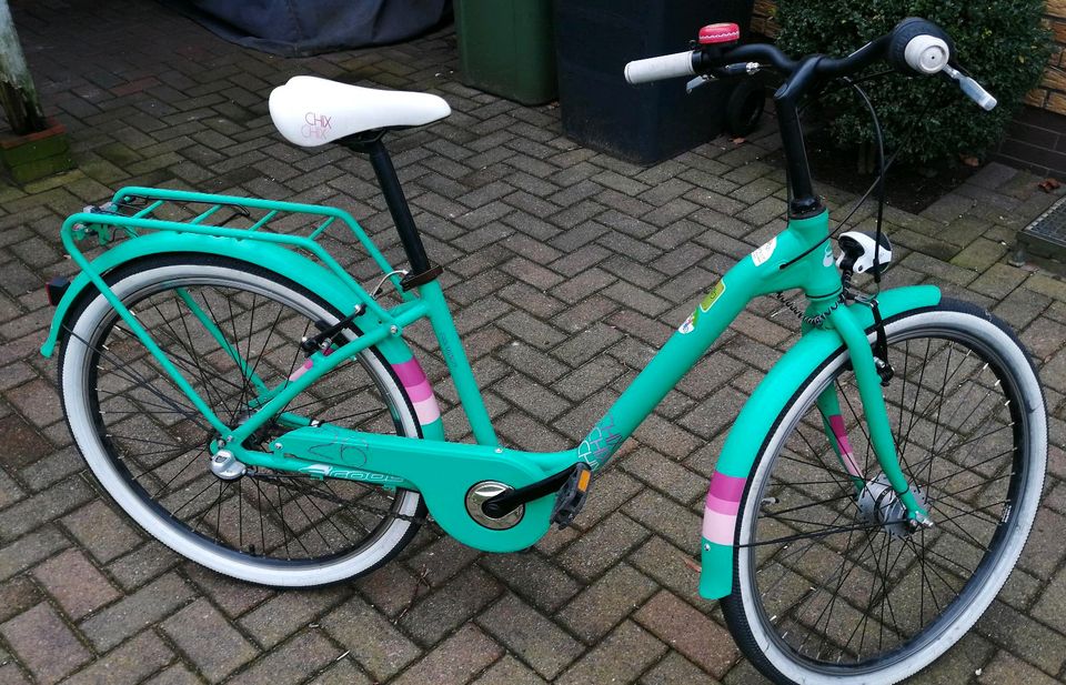 SCOOL Fahrrad 26'' CHIX Cityrad in Sankelmark