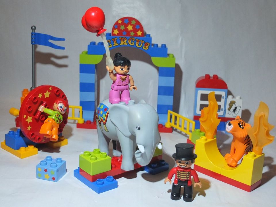 Lego Duplo Circus Zirkus Tiere Circusdirektor Clown sehr selten in Ottensoos