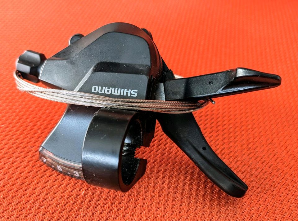 Shimano Schalthebel-Rapid-Fire 7-fach mit Ganganzeige in Baden-Württemberg  - Heidenheim an der Brenz | Fahrrad Zubehör gebraucht kaufen | eBay  Kleinanzeigen ist jetzt Kleinanzeigen