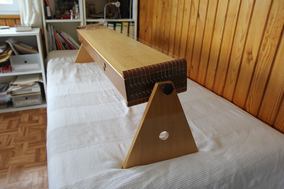 Handgefertigtes Monochord in Freiburg im Breisgau