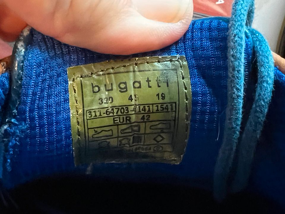 BUGATTI - hochwertige Leder Slipper 45 - handschuhweiches Leder in Jübek